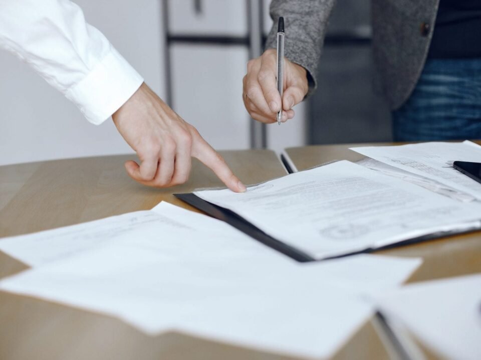 Bisnis Suami Istri, Lebih Baik Bikin CV atau PT Perorangan?